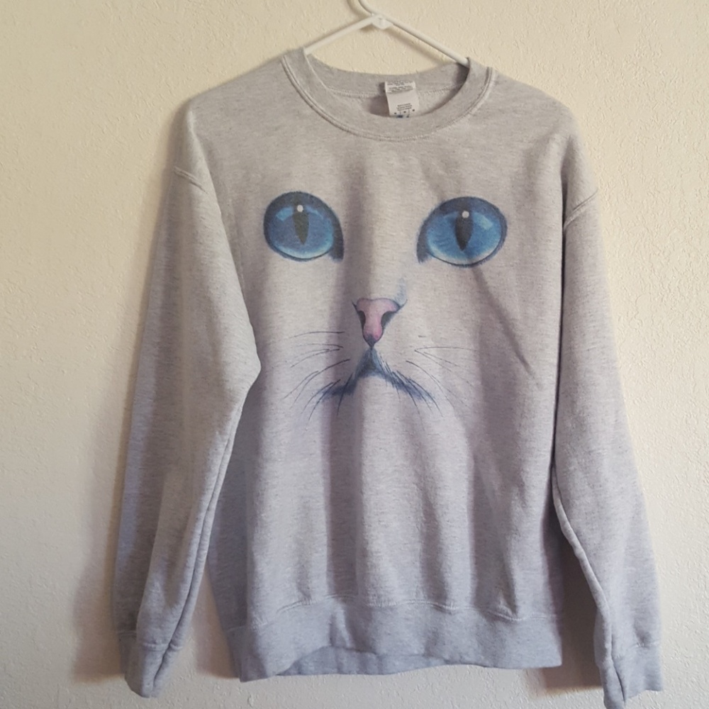 Gray cat sweatshirt